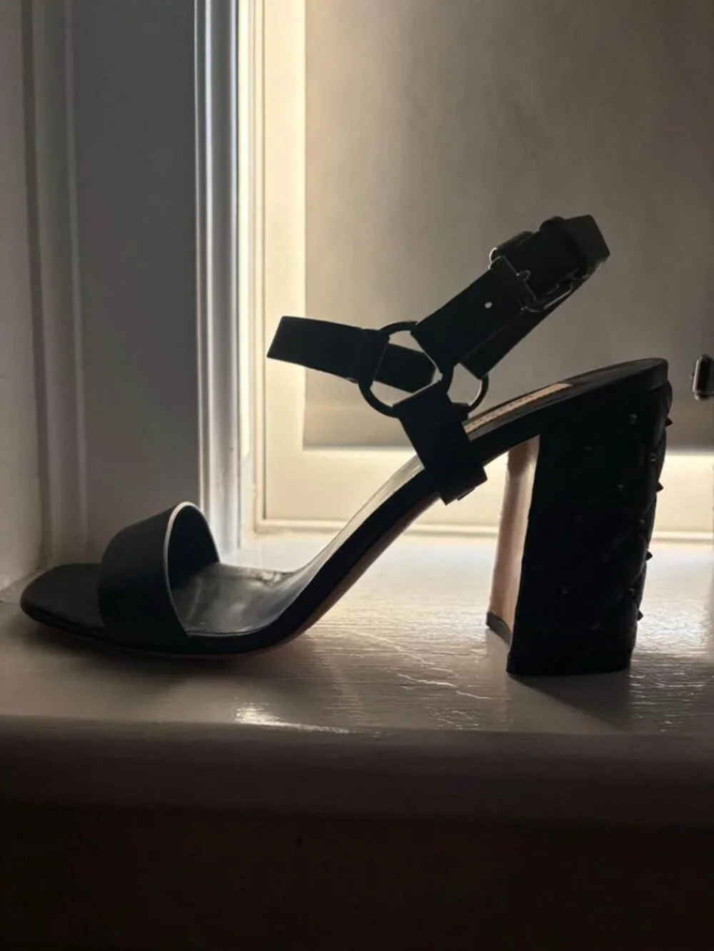 Valentino Garavani women heels, sz 8